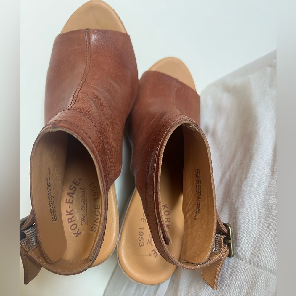 Kork-Ease Berit Platform Wedges - Picture 9 of 13